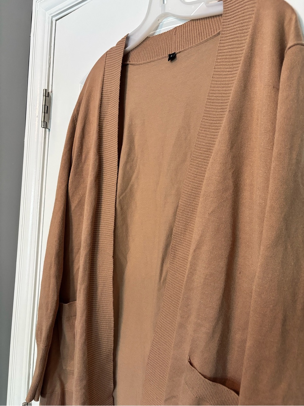 Light Brown Open Front Cardigan Sweater Beautiful Buttons Size Large 70% Viscose - Picture 4 of 9